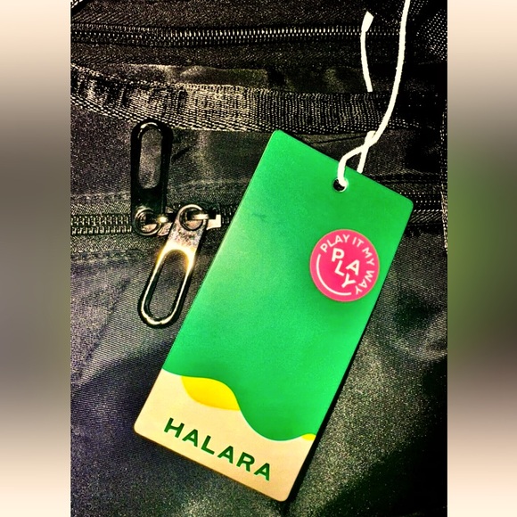 🏋️‍♀️HALARA🏋️‍♀️ 3~POCKET UNISEX DETACHABLE STRAP CROSSBODY GYM DUFFEL BAG - Picture 7 of 13